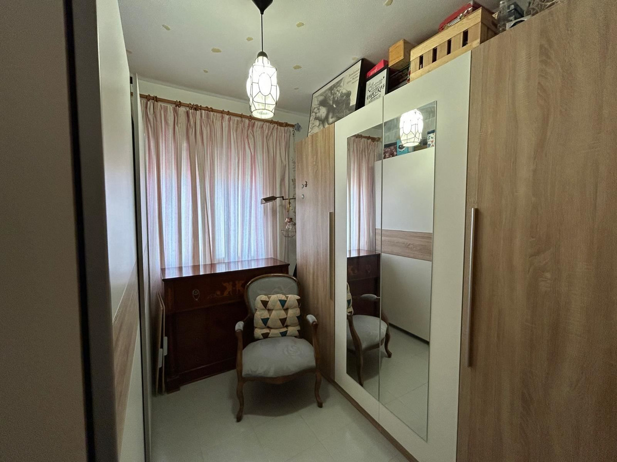 Se vende Apartamento Planta Media de 3 dormitorios en Costa Blanca, Alicante, España