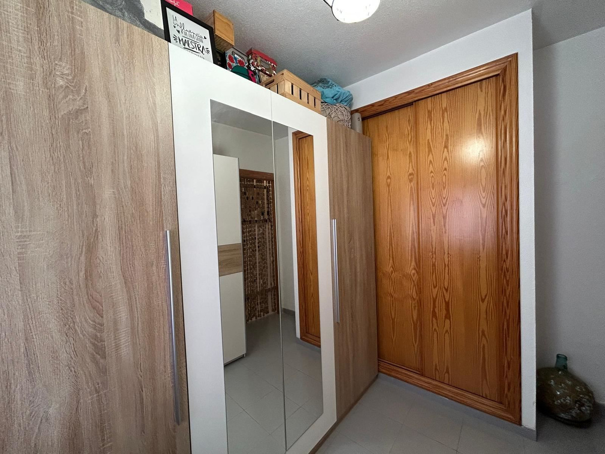Se vende Apartamento Planta Media de 3 dormitorios en Costa Blanca, Alicante, España