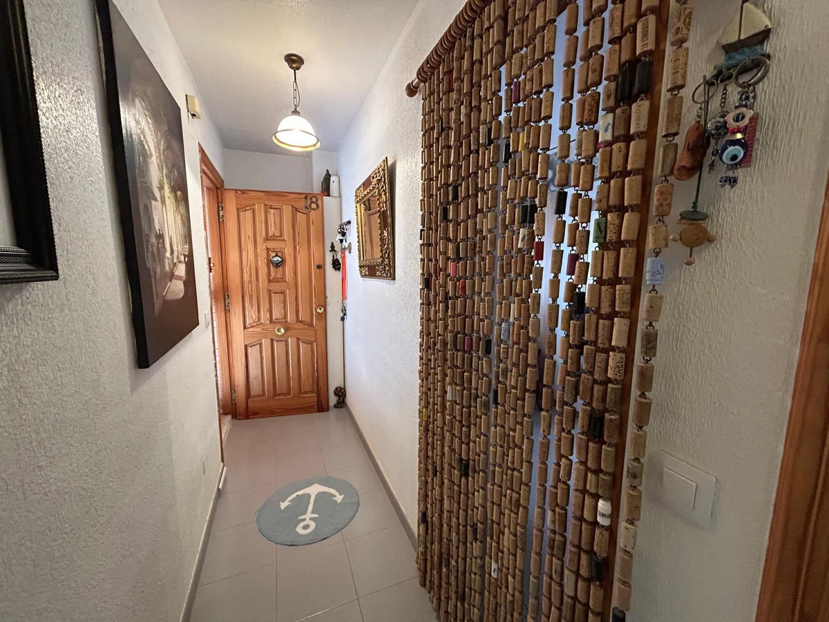 Se vende Apartamento Planta Media de 3 dormitorios en Costa Blanca, Alicante, España