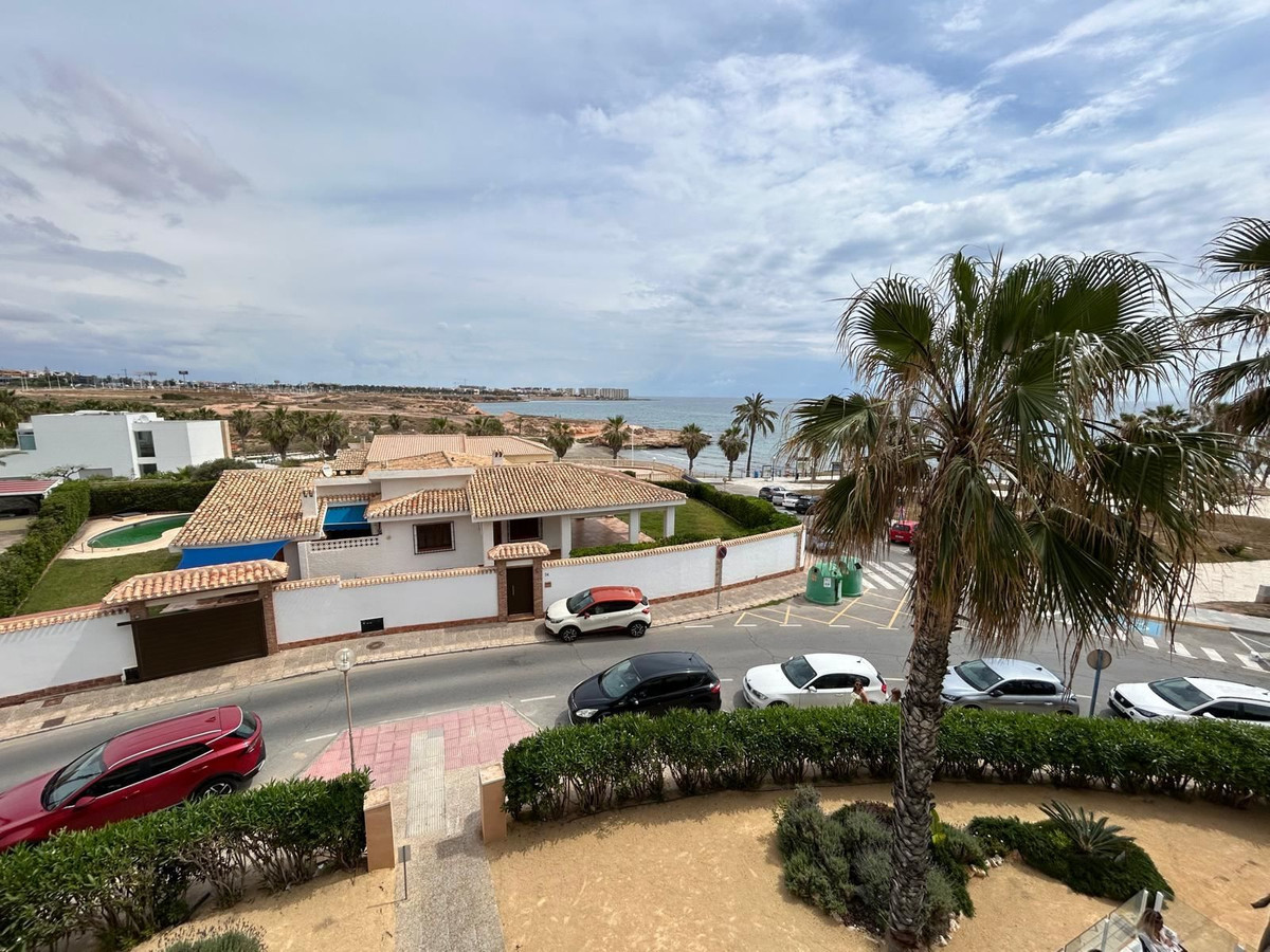 Se vende Apartamento Planta Media de 3 dormitorios en Costa Blanca, Alicante, España