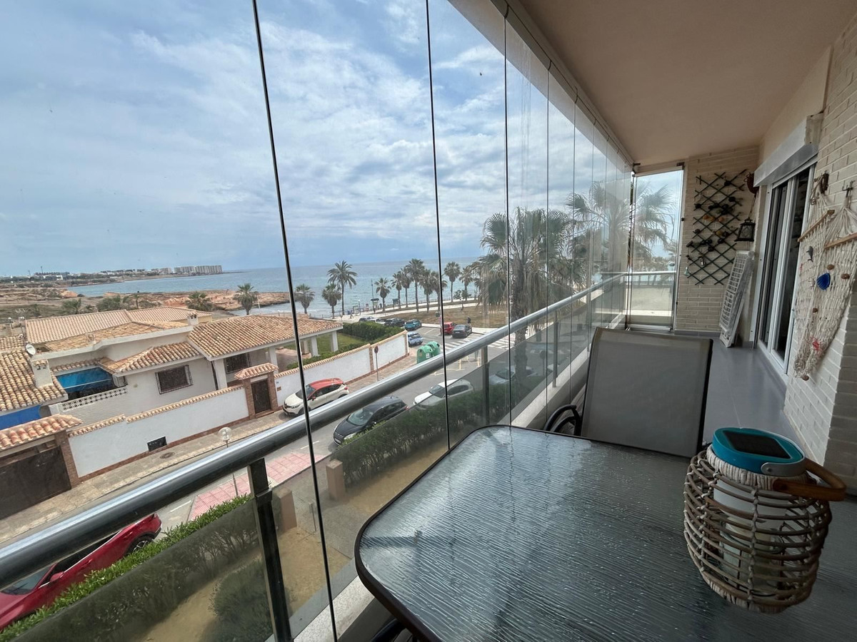 Se vende Apartamento Planta Media de 3 dormitorios en Costa Blanca, Alicante, España