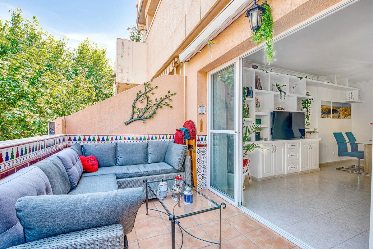 2 Bed Apartment for sale in Calpe Costa Blanca, Alicante, Spain