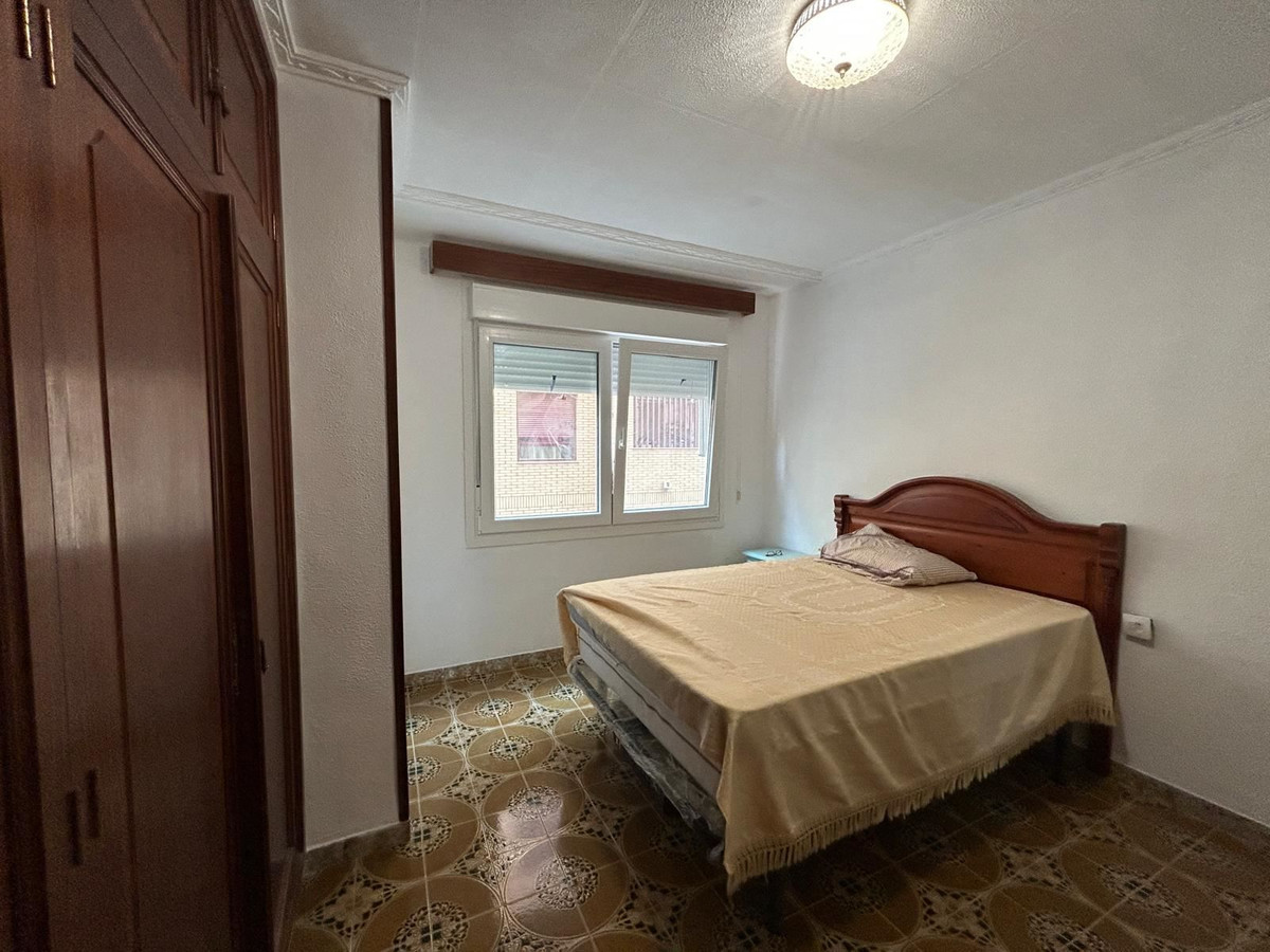 Se vende Apartamento Planta Baja de 4 dormitorios en Costa Blanca, Alicante, España