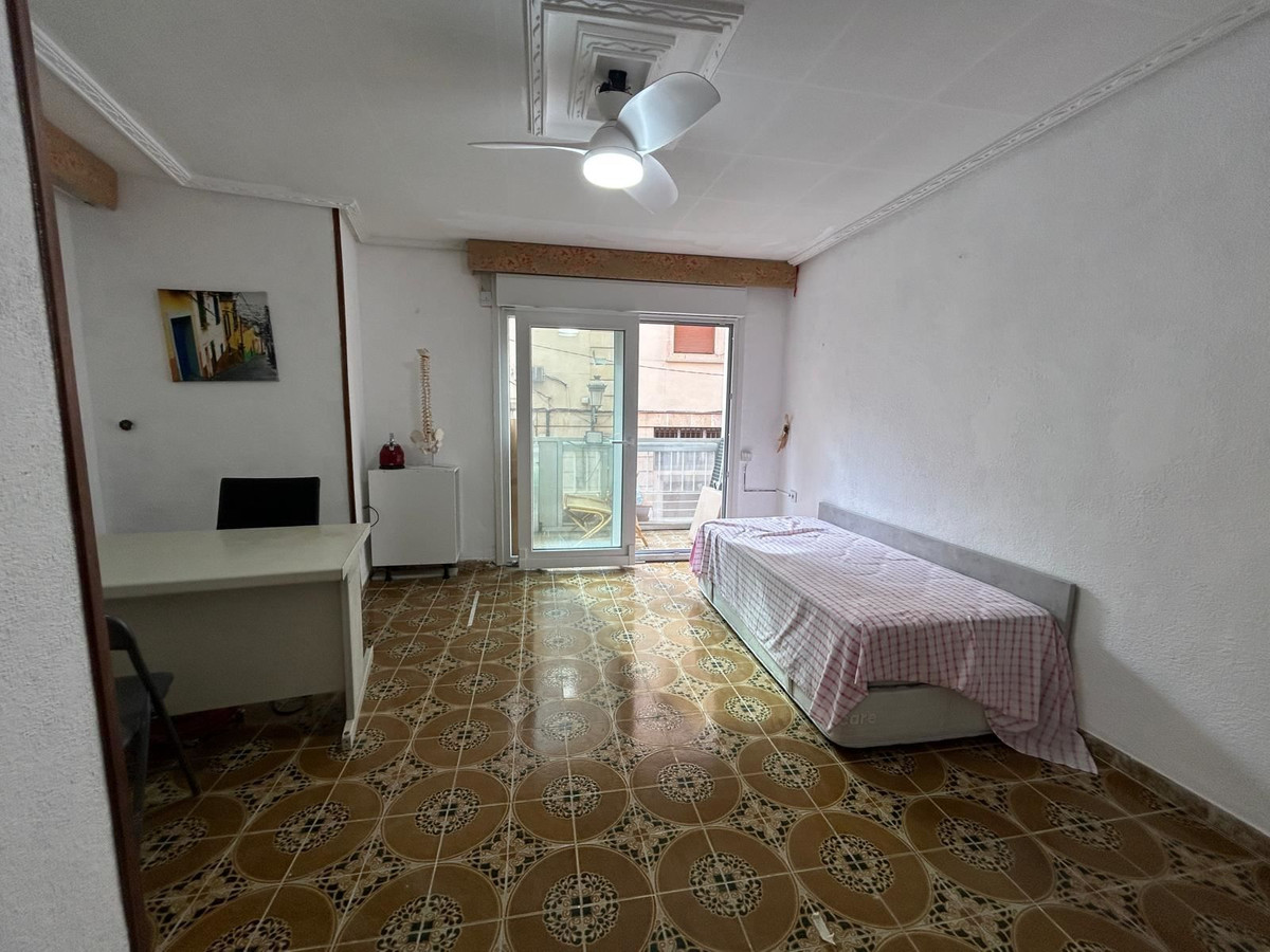 Se vende Apartamento Planta Baja de 4 dormitorios en Costa Blanca, Alicante, España
