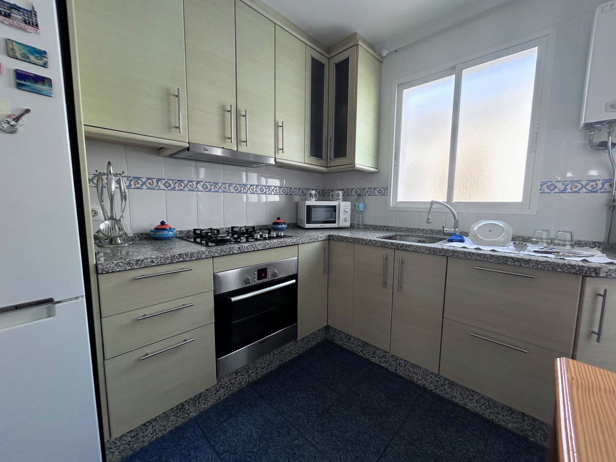 3 Bed Apartment for sale in Estepona Costa Del Sol, Málaga, Spain