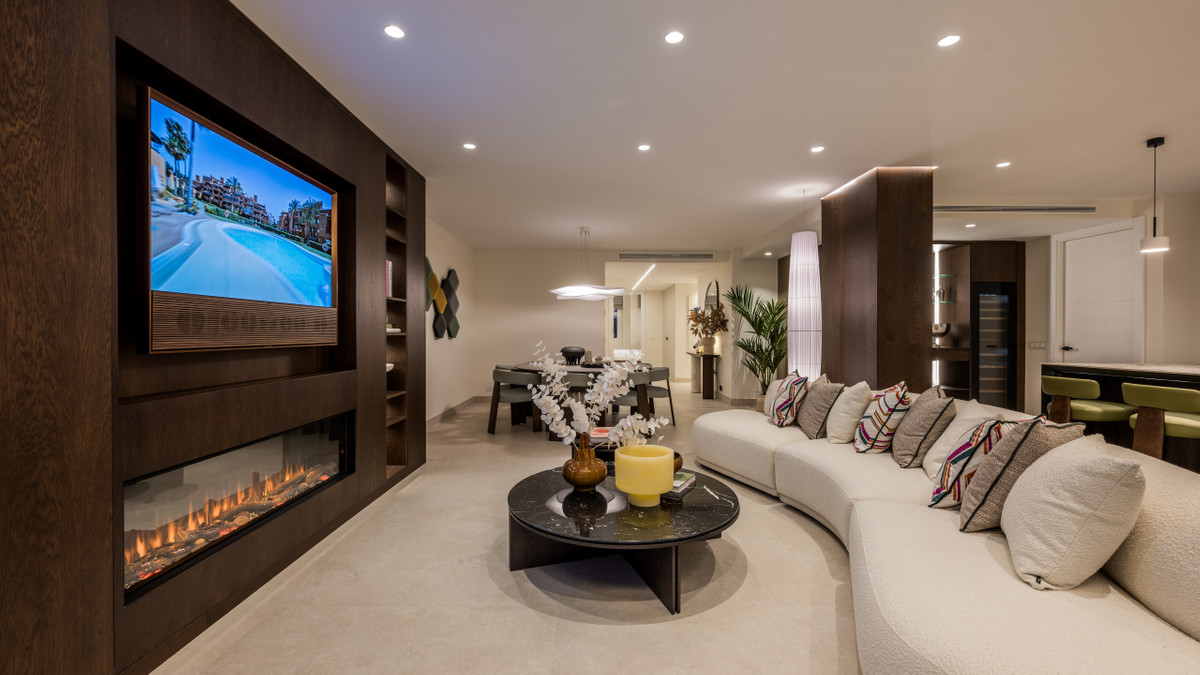 3 Bed Apartment for sale in Marbella Costa Del Sol, Málaga, Spain