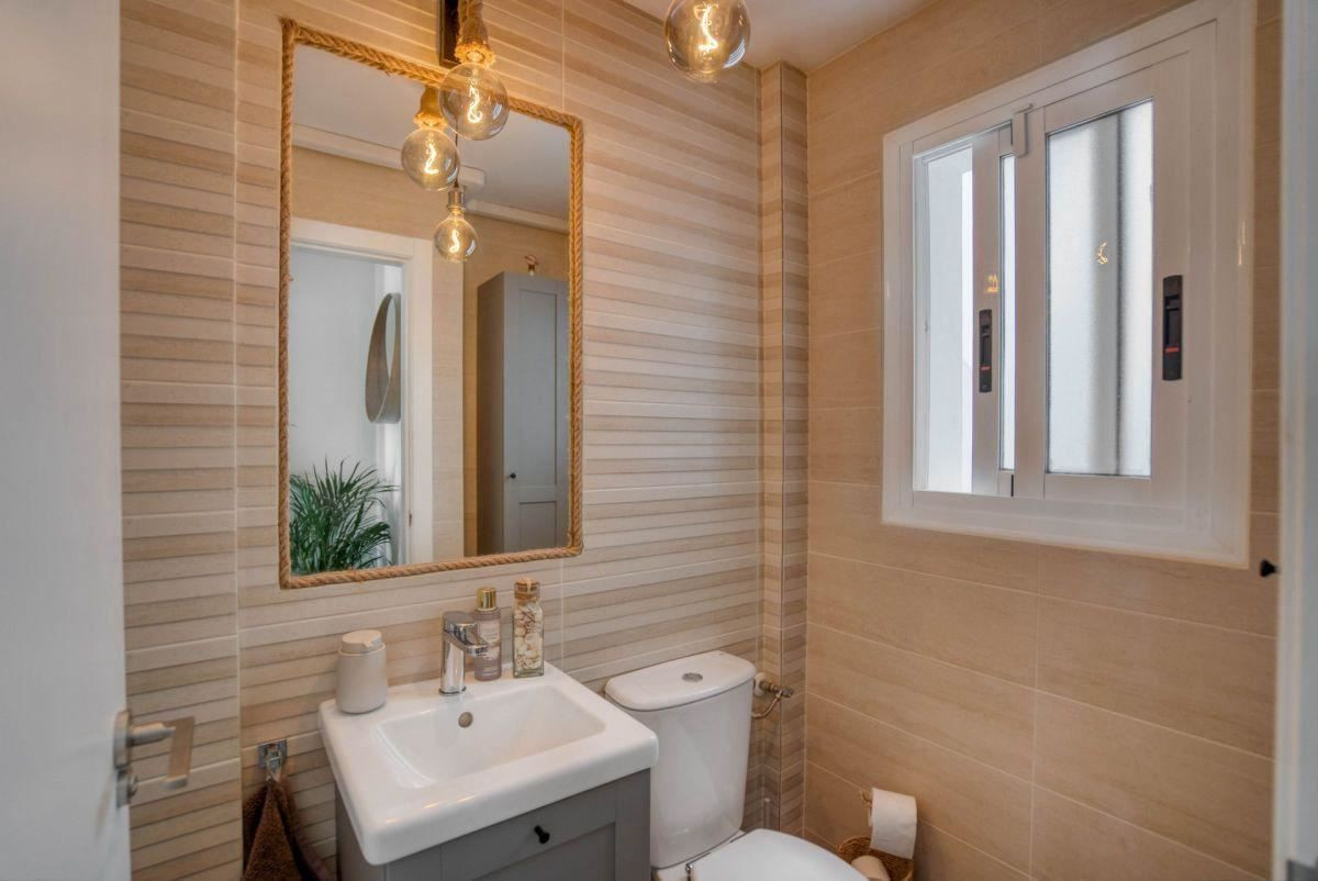Se vende Apartamento Planta Media de 3 dormitorios en Costa Blanca, Alicante, España