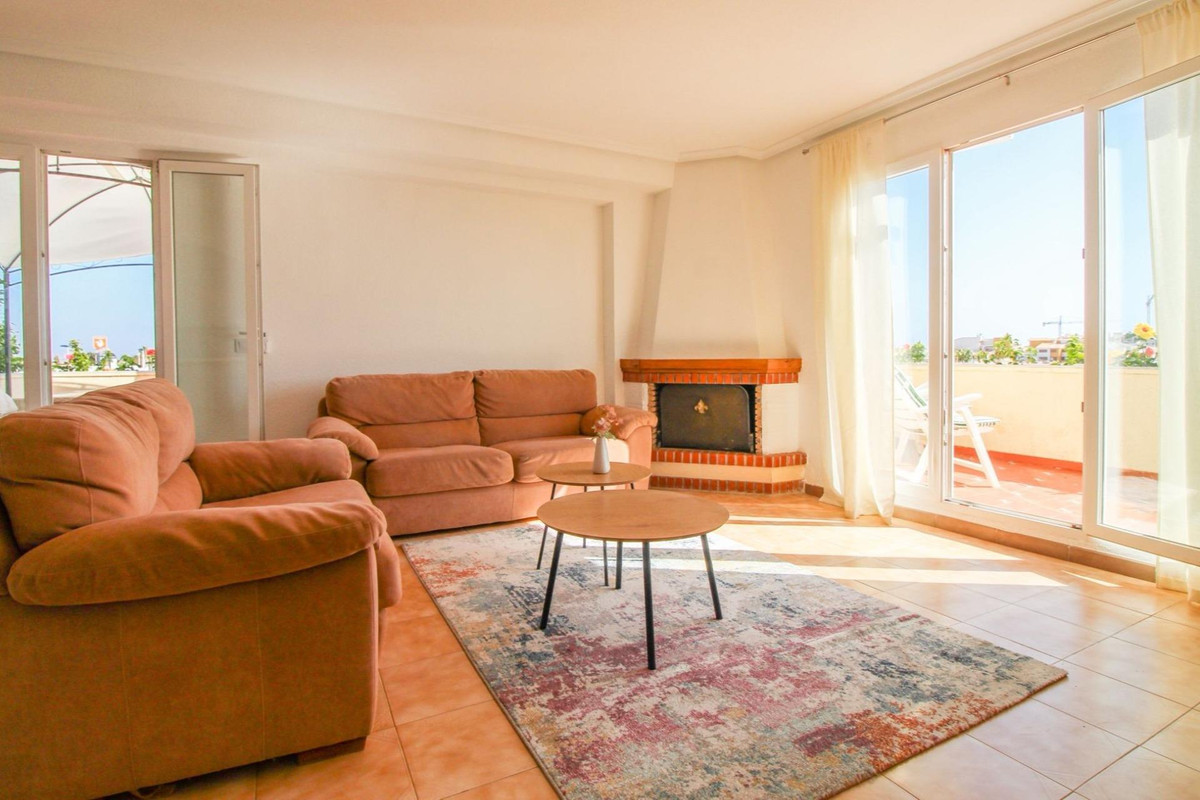 Se vende Apartamento Planta Media de 2 dormitorios en Costa Blanca, Alicante, España