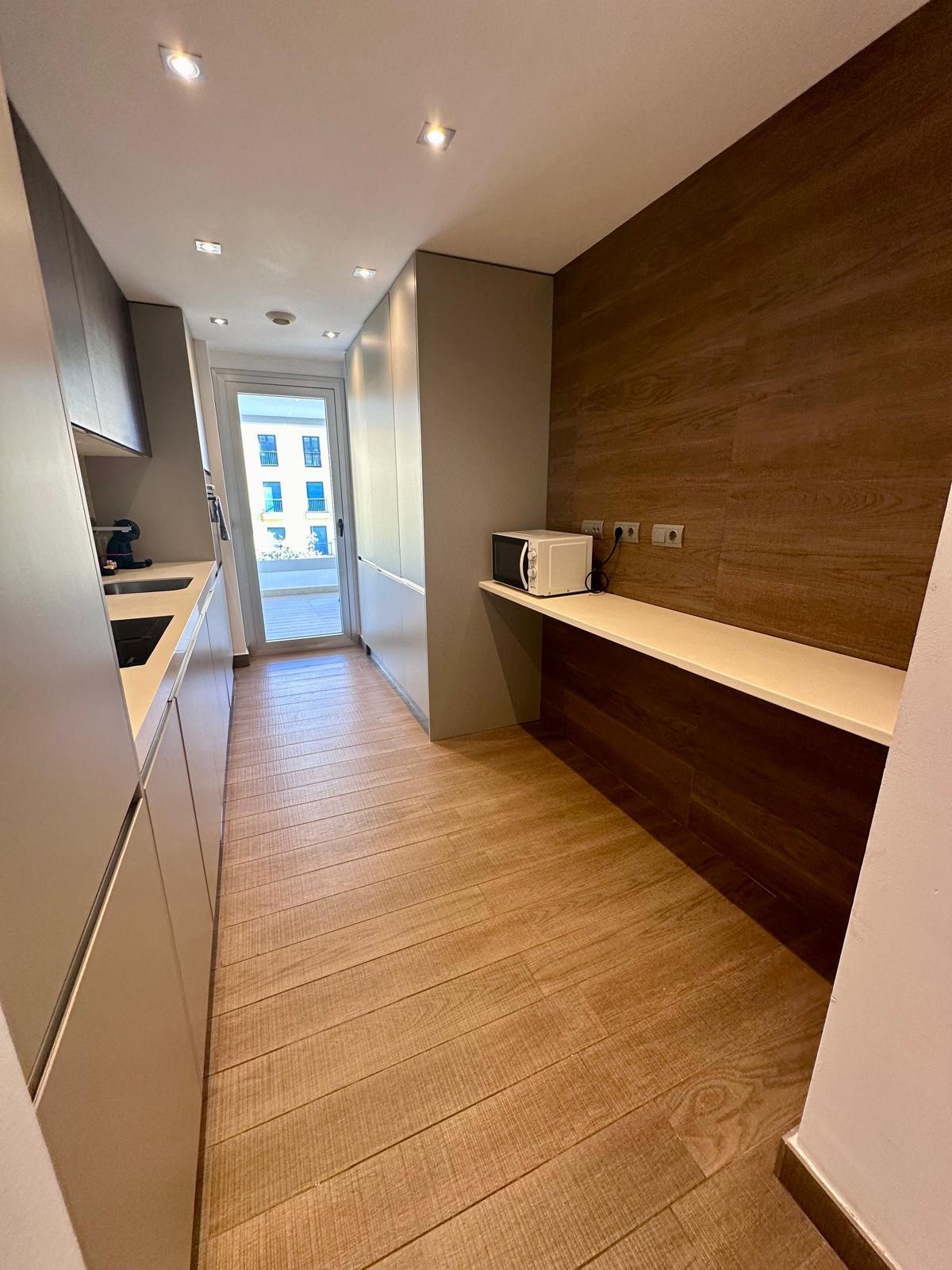3 Bed Apartment for sale in San Pedro De Alcántara Costa Del Sol, Málaga, Spain