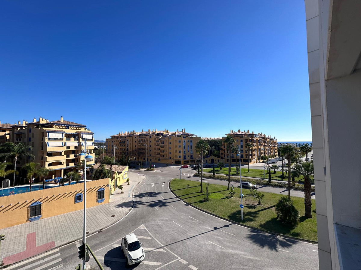 3 Bed Apartment for sale in San Pedro De Alcántara Costa Del Sol, Málaga, Spain