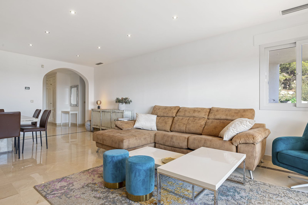 3 Bed Apartment for sale in Los Arqueros Costa Del Sol, Málaga, Spain