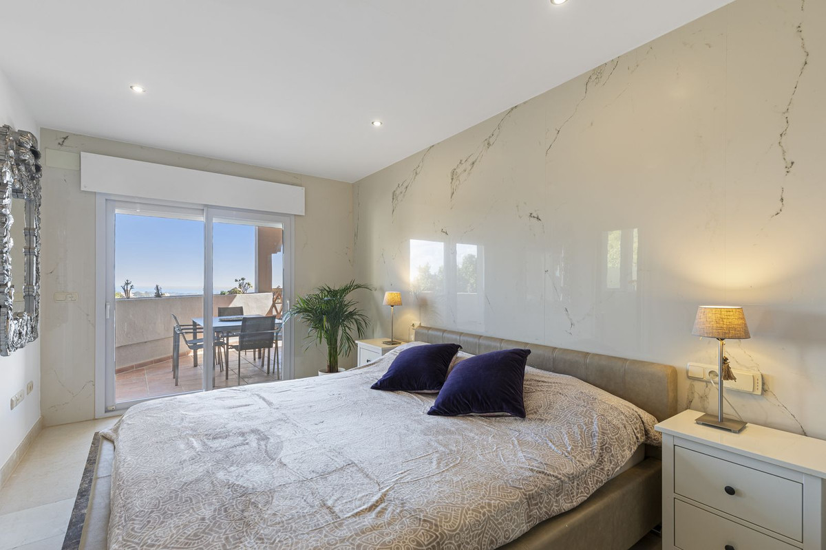 3 Bed Apartment for sale in Los Arqueros Costa Del Sol, Málaga, Spain