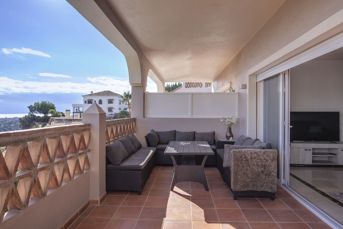 3 Bed Apartment for sale in Los Arqueros Costa Del Sol, Málaga, Spain