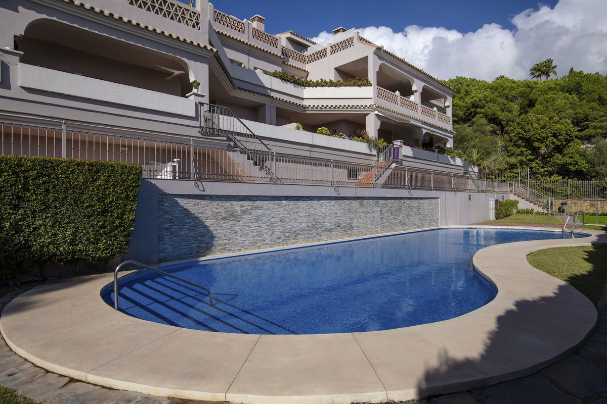 3 Bed Apartment for sale in Los Arqueros Costa Del Sol, Málaga, Spain
