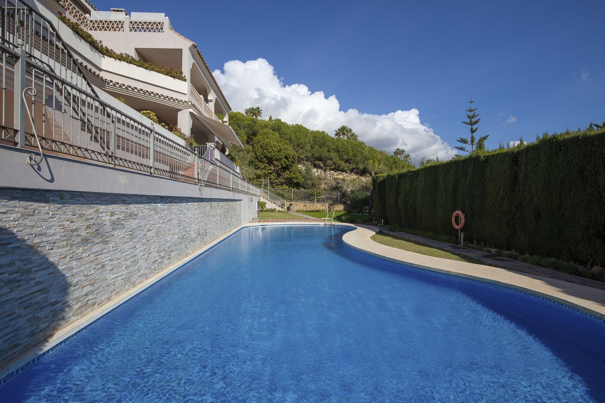 3 Bed Apartment for sale in Los Arqueros Costa Del Sol, Málaga, Spain
