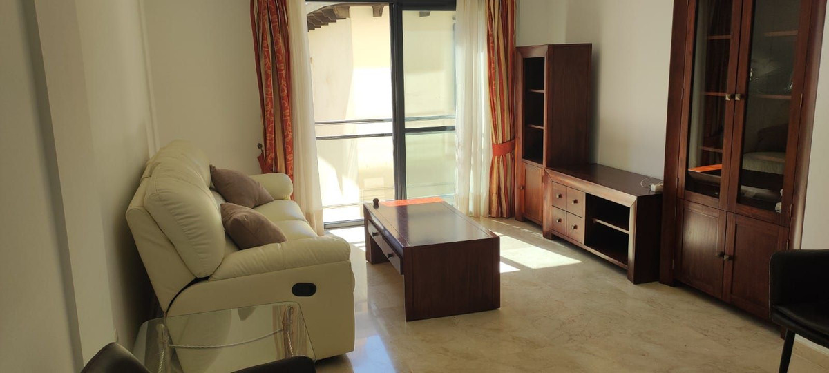 Se vende Apartamento Planta Media de 3 dormitorios en Costa Del Sol, Málaga, España