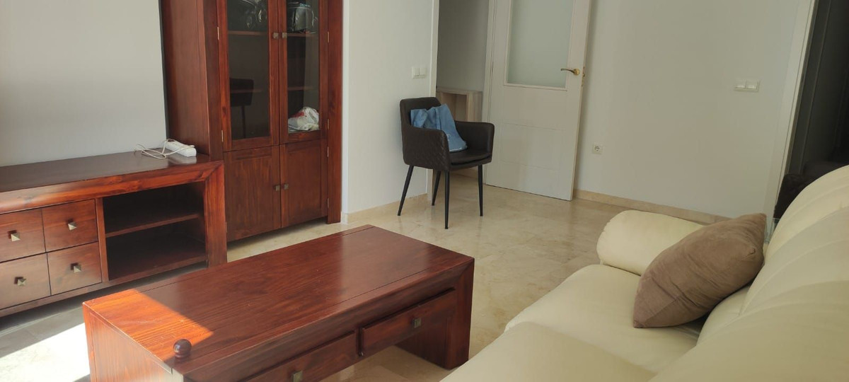 Se vende Apartamento Planta Media de 3 dormitorios en Costa Del Sol, Málaga, España