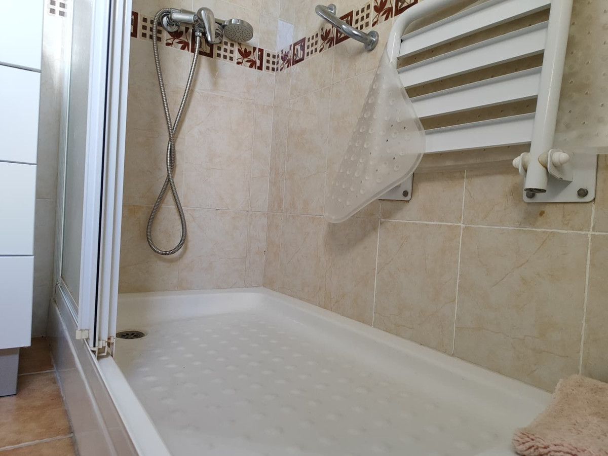 3 Bed Apartment for sale in Torremolinos Costa Del Sol, Málaga, Spain