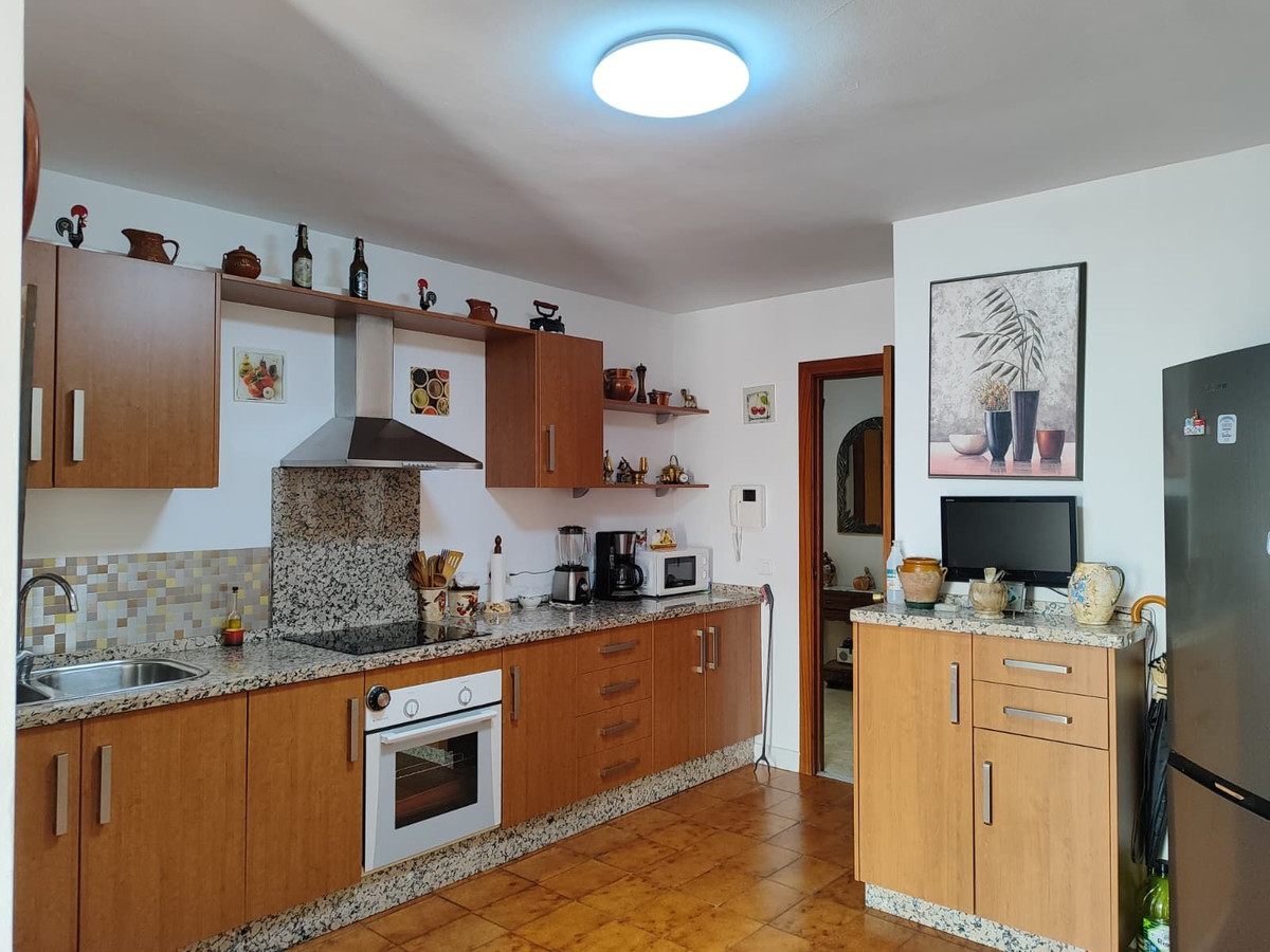 3 Bed Apartment for sale in Torremolinos Costa Del Sol, Málaga, Spain