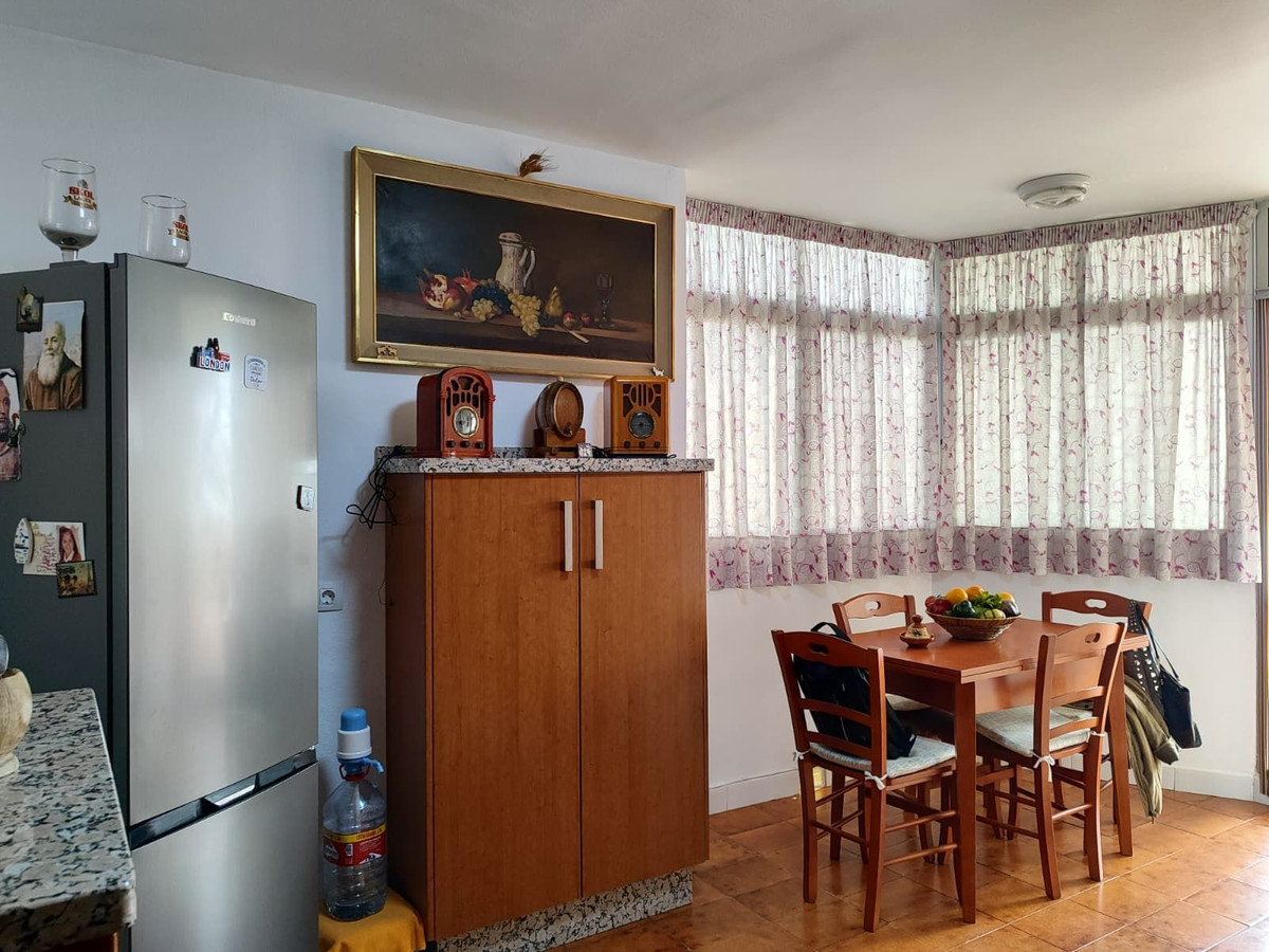 3 Bed Apartment for sale in Torremolinos Costa Del Sol, Málaga, Spain