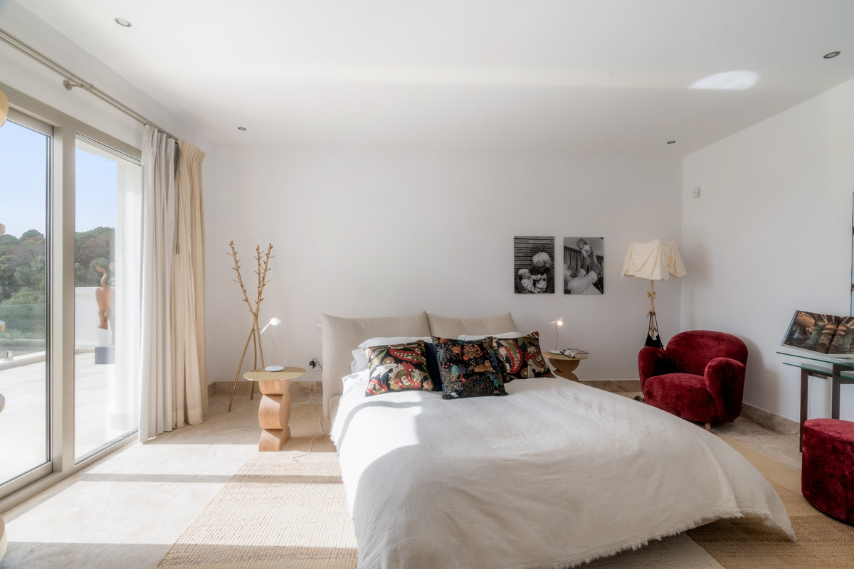 Se vende Villa - Chalet de 5 dormitorios en Costa Del Sol, Málaga, España