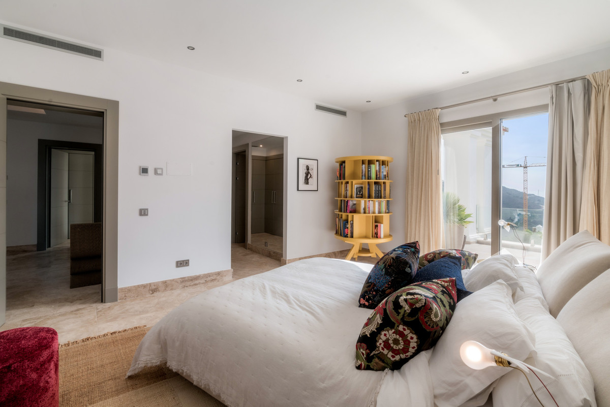 Se vende Villa - Chalet de 5 dormitorios en Costa Del Sol, Málaga, España