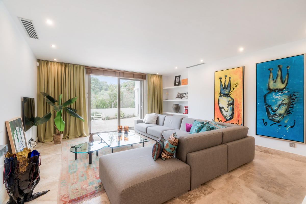 Se vende Villa - Chalet de 5 dormitorios en Costa Del Sol, Málaga, España