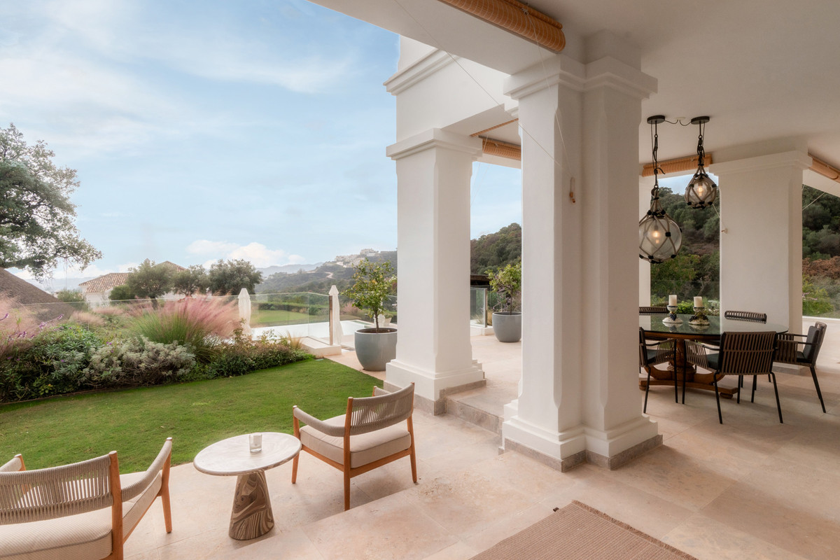 Se vende Villa - Chalet de 5 dormitorios en Costa Del Sol, Málaga, España