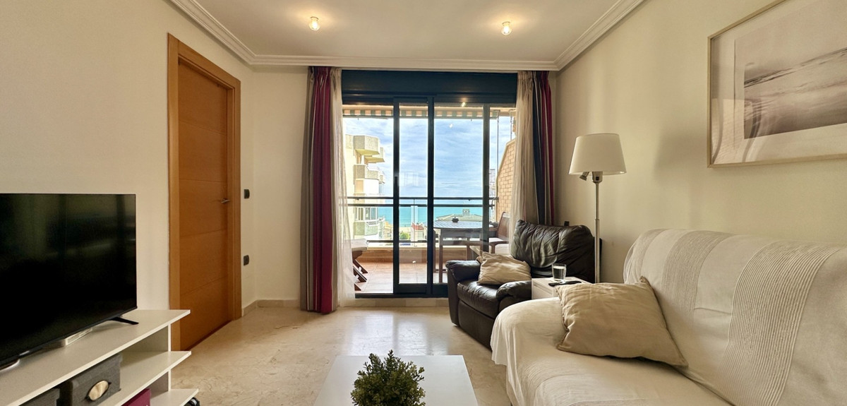 Se vende Apartamento Planta Media de 2 dormitorios en Costa Blanca, Alicante, España