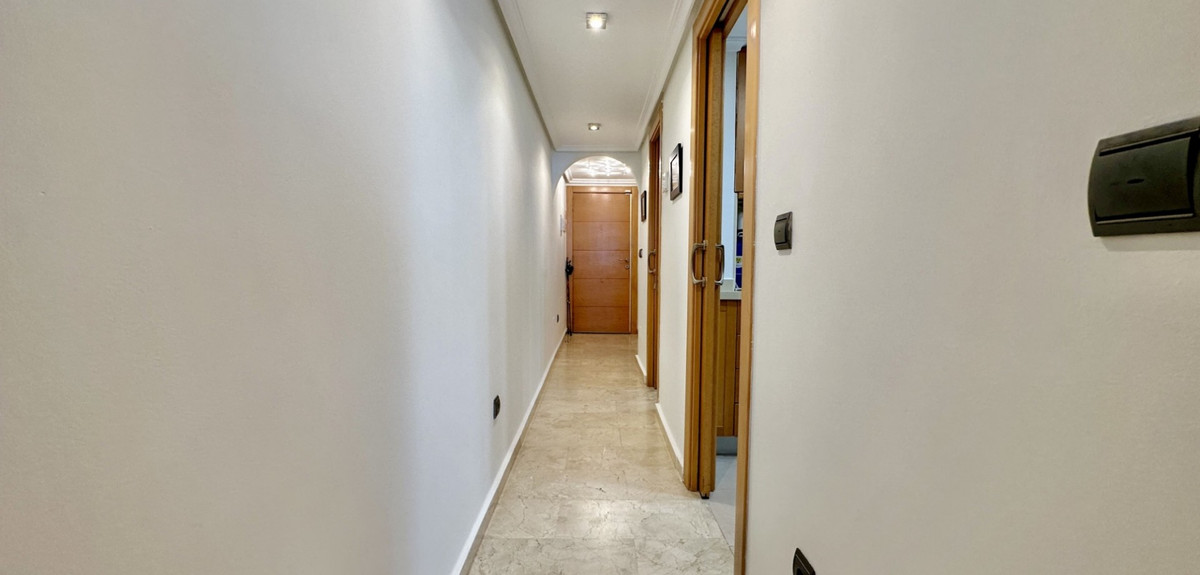 Se vende Apartamento Planta Media de 2 dormitorios en Costa Blanca, Alicante, España
