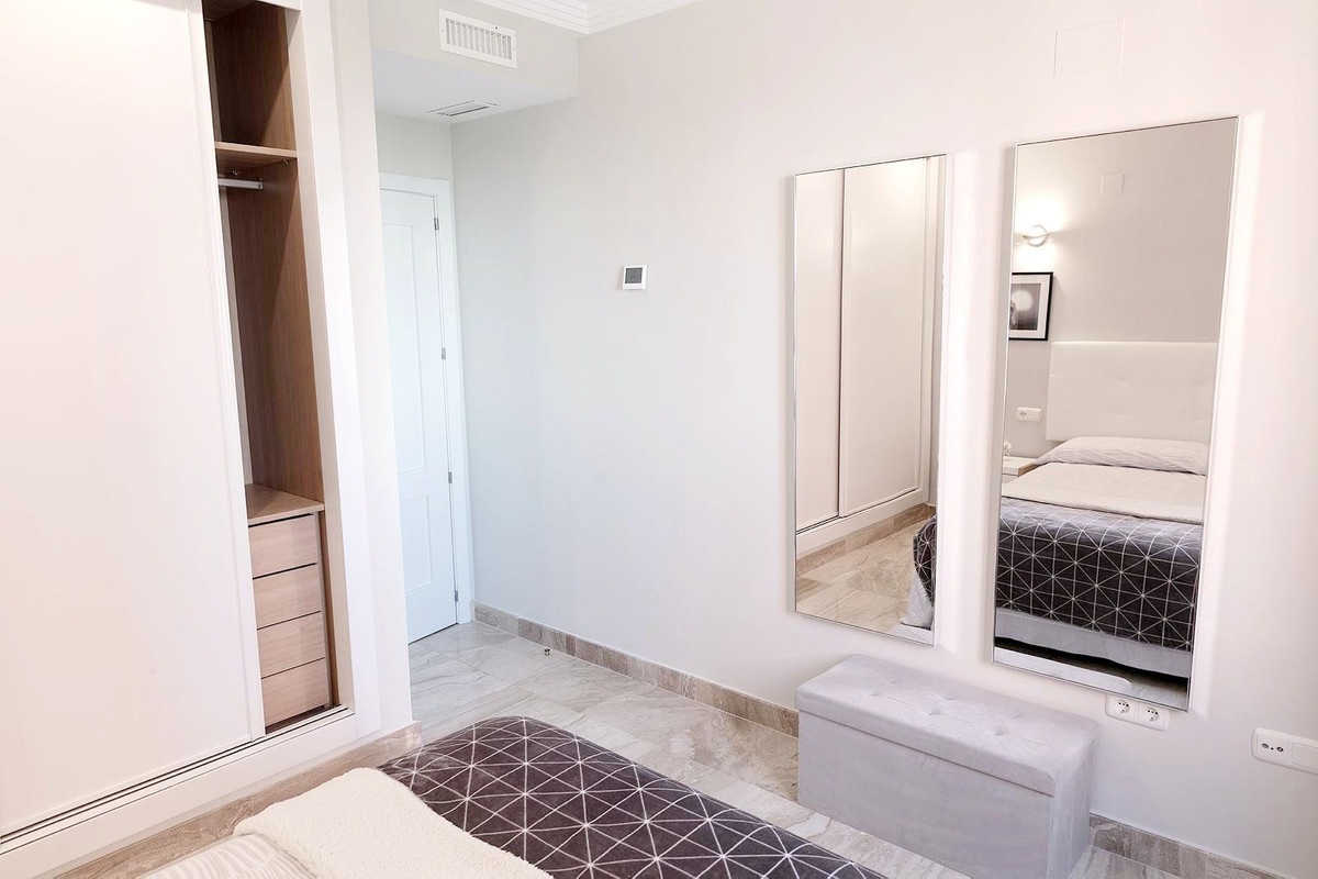 3 Bed Apartment for sale in New Golden Mile Costa Del Sol, Málaga, Spain