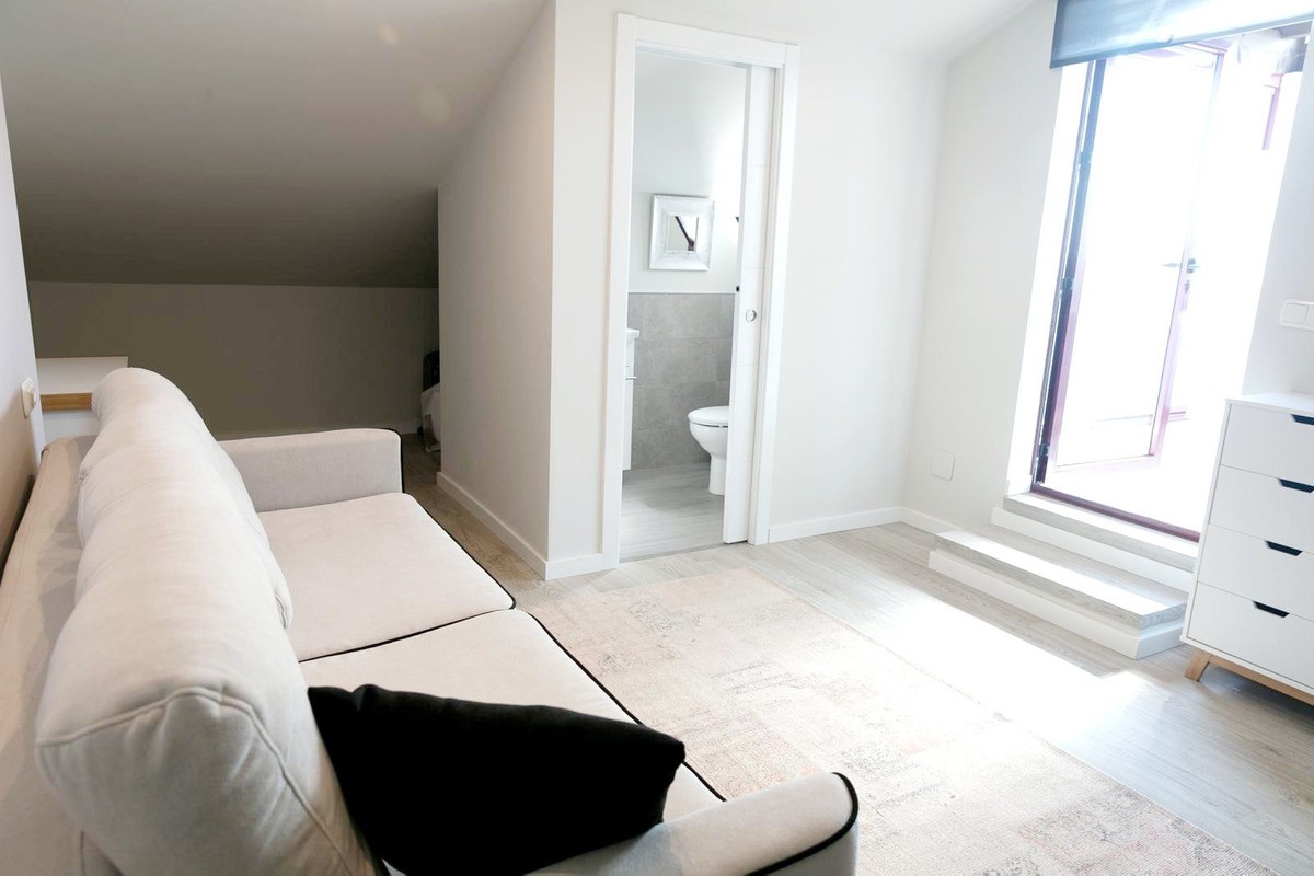 3 Bed Apartment for sale in New Golden Mile Costa Del Sol, Málaga, Spain