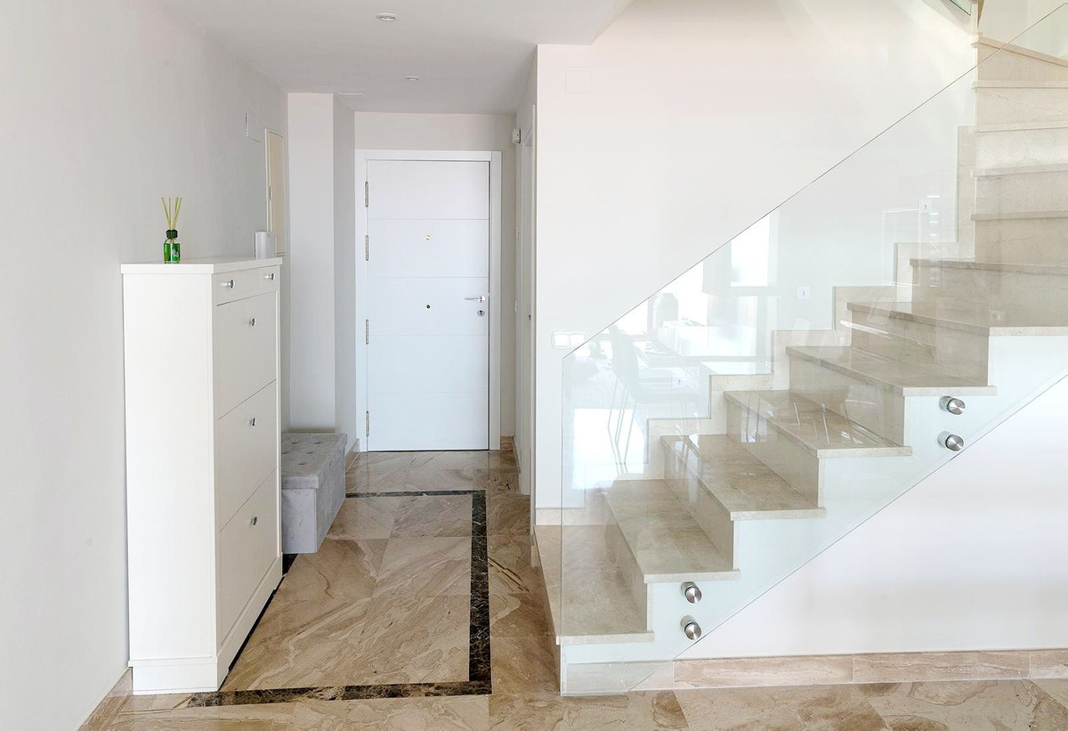 3 Bed Apartment for sale in New Golden Mile Costa Del Sol, Málaga, Spain