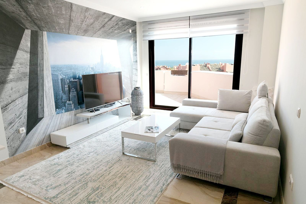 3 Bed Apartment for sale in New Golden Mile Costa Del Sol, Málaga, Spain