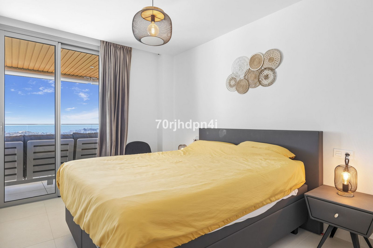 Se vende Apartamento Planta Media de 2 dormitorios en Costa Del Sol, Málaga, España