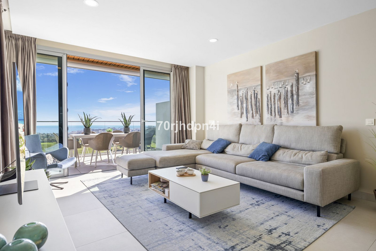 Se vende Apartamento Planta Media de 2 dormitorios en Costa Del Sol, Málaga, España