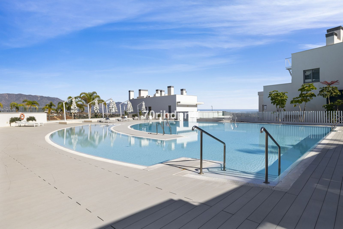 Se vende Apartamento Planta Media de 2 dormitorios en Costa Del Sol, Málaga, España