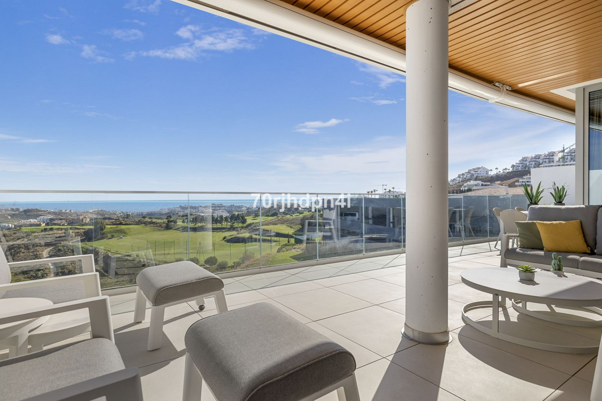 Se vende Apartamento Planta Media de 2 dormitorios en Costa Del Sol, Málaga, España