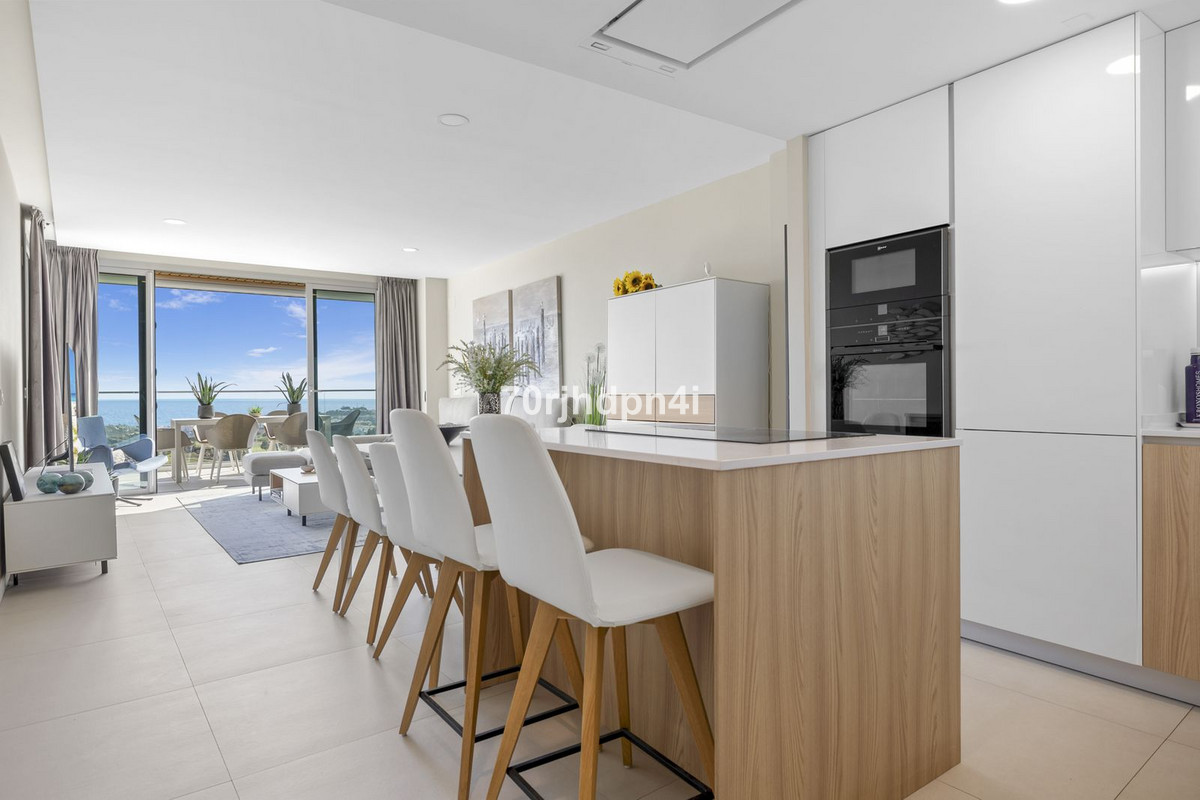 Se vende Apartamento Planta Media de 2 dormitorios en Costa Del Sol, Málaga, España
