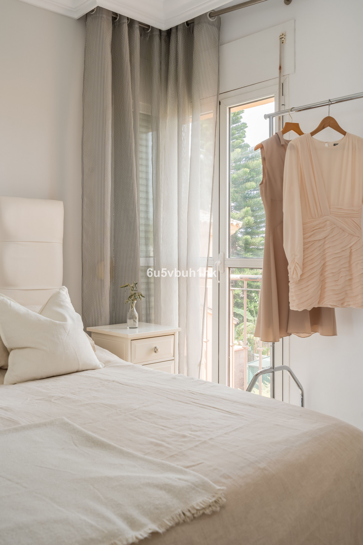 4 Bed Townhouse for sale in Sierrezuela Costa Del Sol, Málaga, Spain