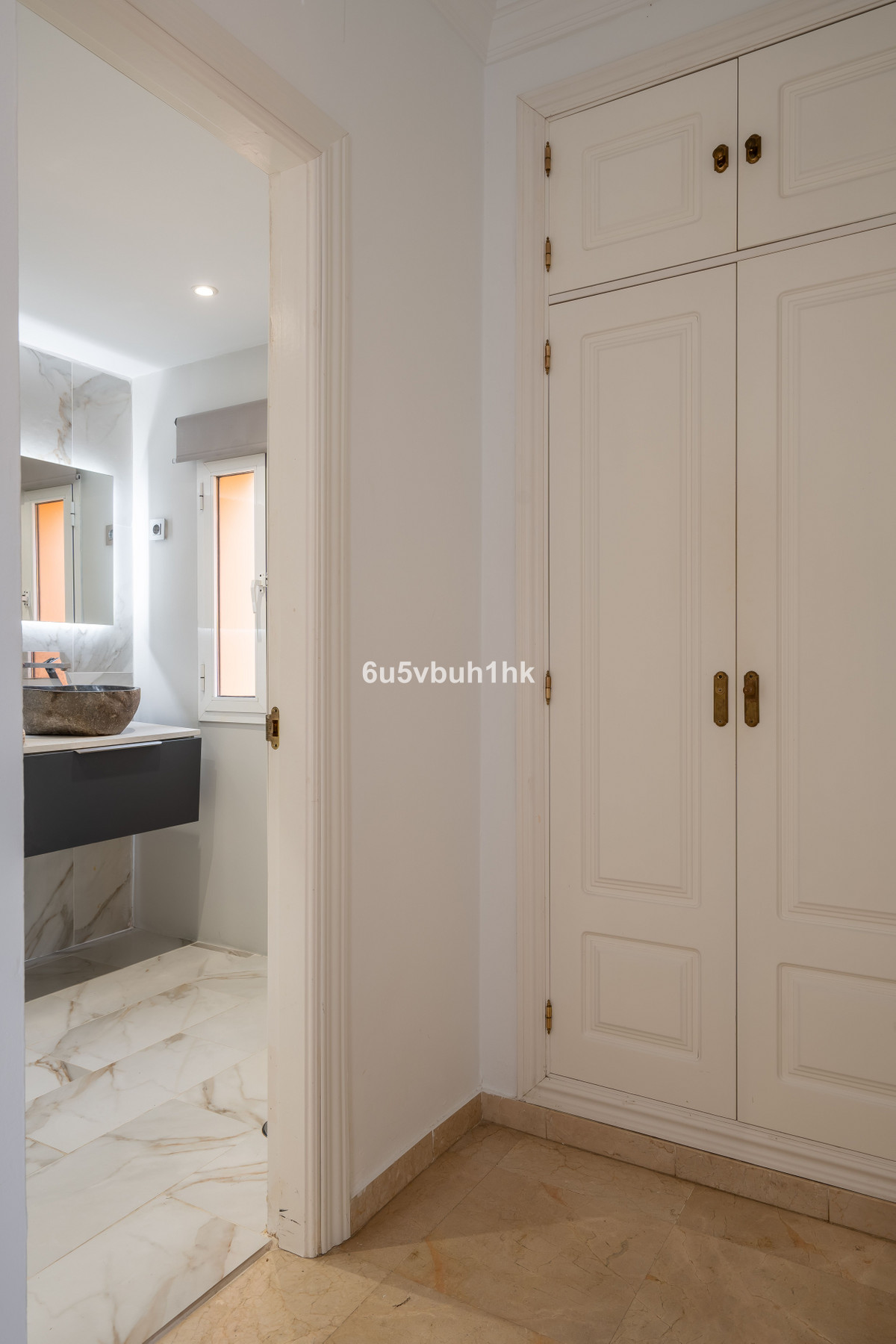 4 Bed Townhouse for sale in Sierrezuela Costa Del Sol, Málaga, Spain
