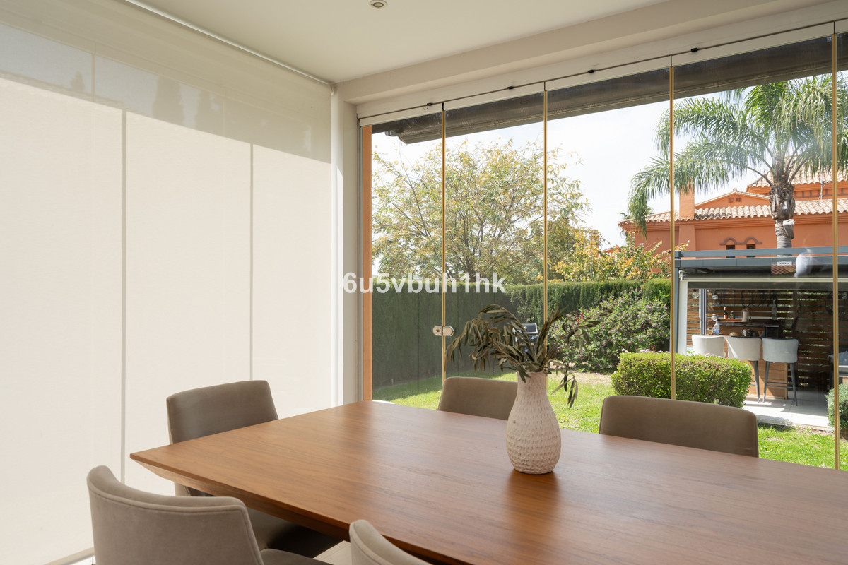 4 Bed Townhouse for sale in Sierrezuela Costa Del Sol, Málaga, Spain