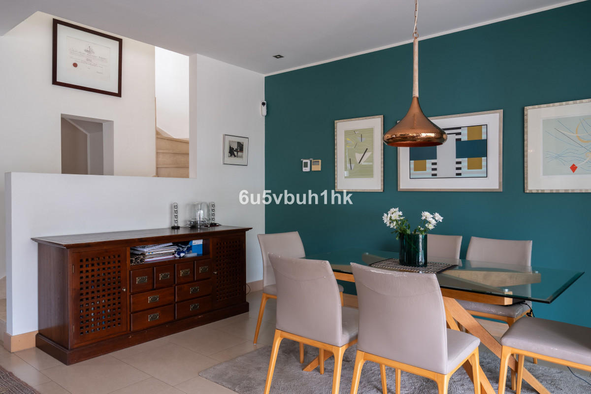 Se vende Pareada de 3 dormitorios en Costa Del Sol, Málaga, España