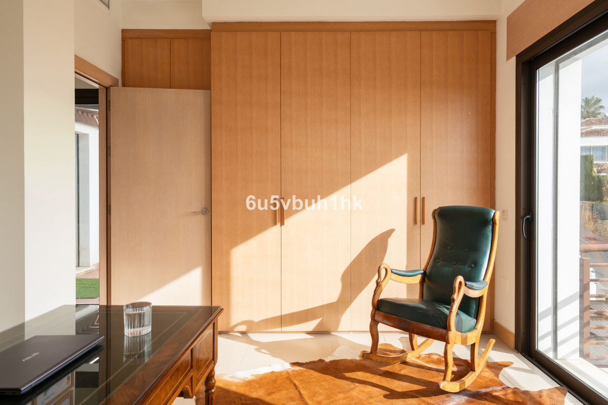 Se vende Pareada de 3 dormitorios en Costa Del Sol, Málaga, España