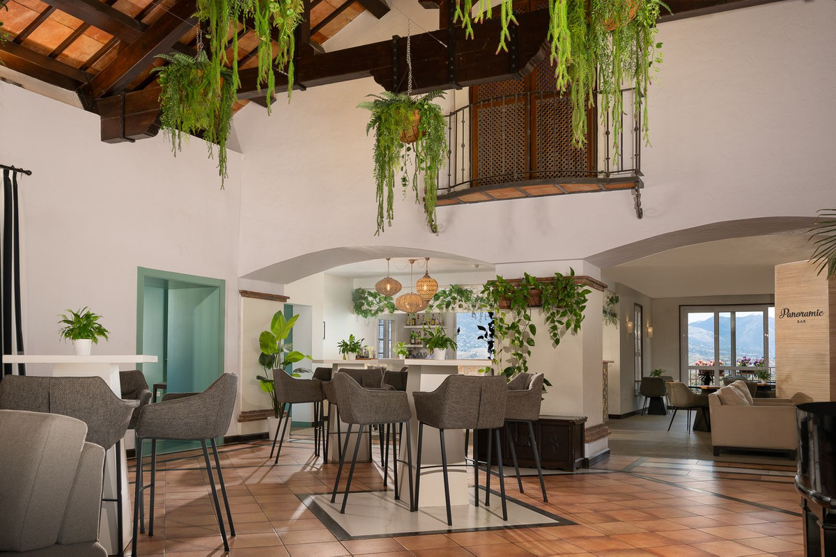 Se vende Terreno Urbano  en Costa Del Sol, Málaga, España