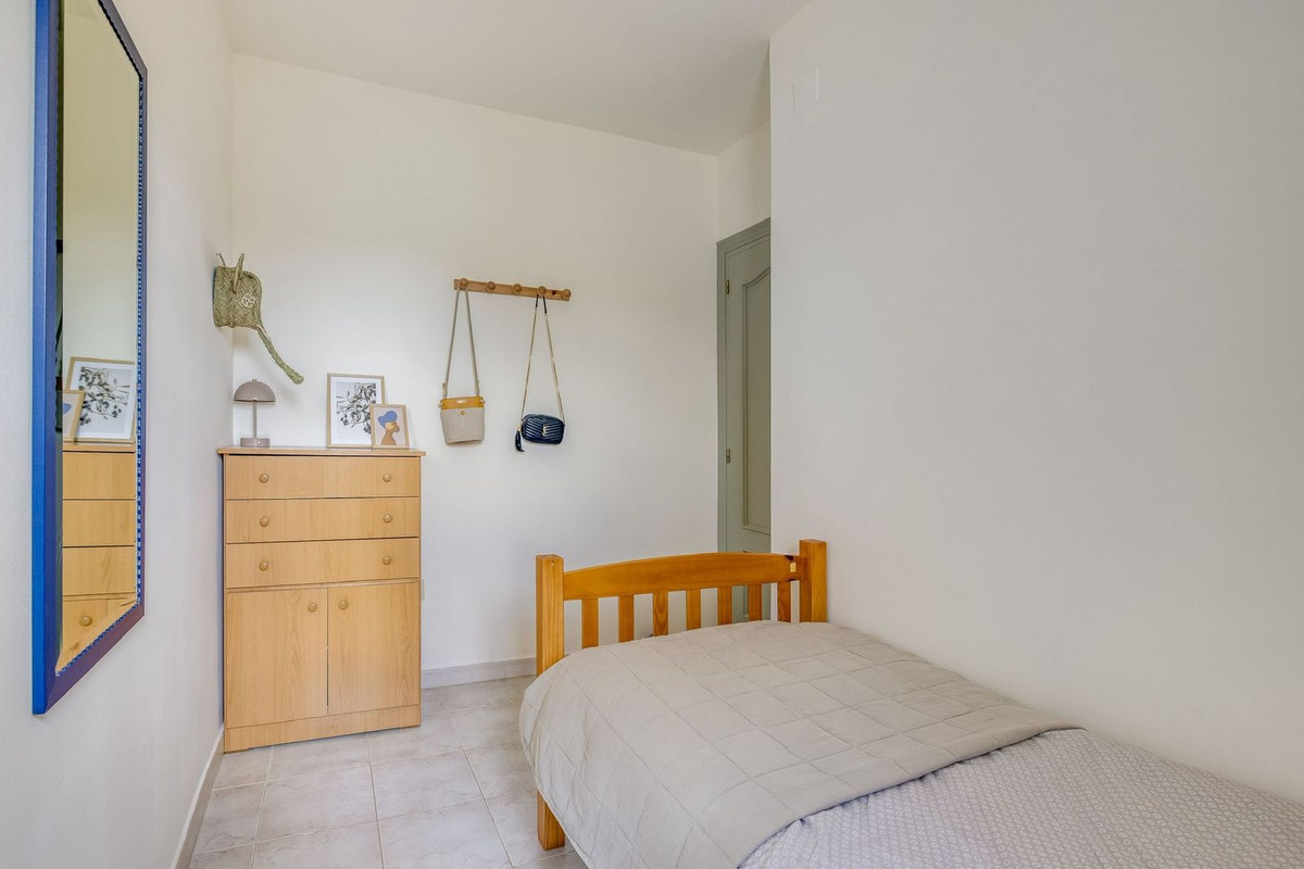 Se vende Pareada de 3 dormitorios en Costa Blanca, Alicante, España