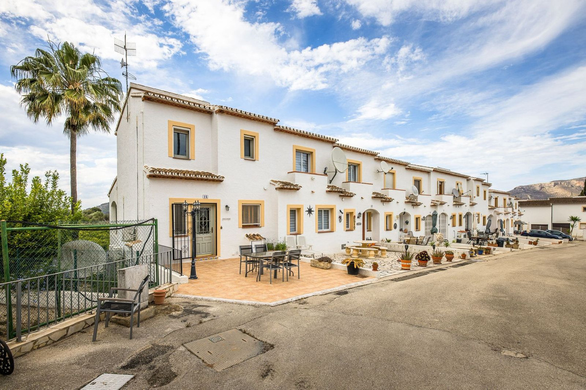 Se vende Pareada de 3 dormitorios en Costa Blanca, Alicante, España