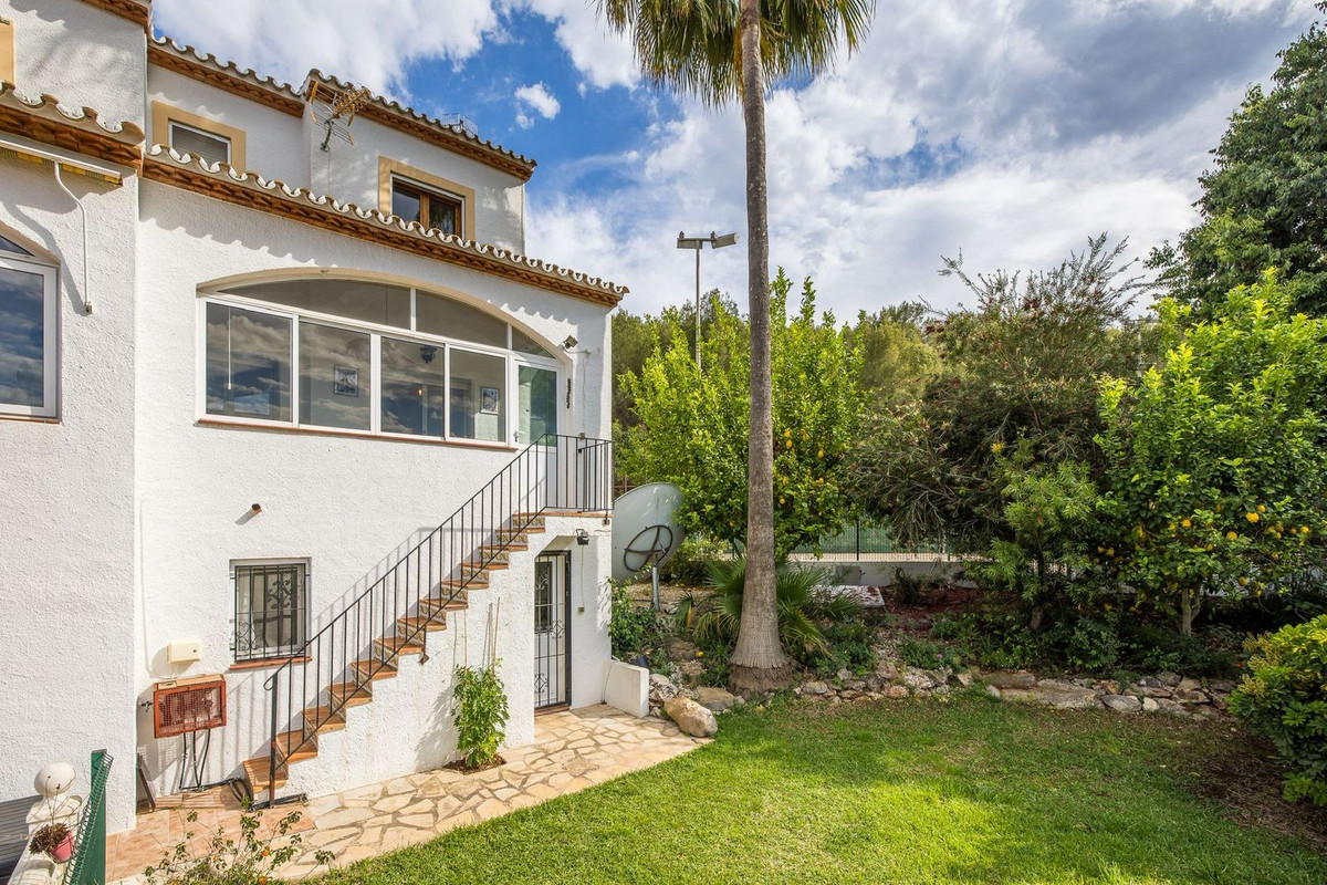 Se vende Pareada de 3 dormitorios en Costa Blanca, Alicante, España