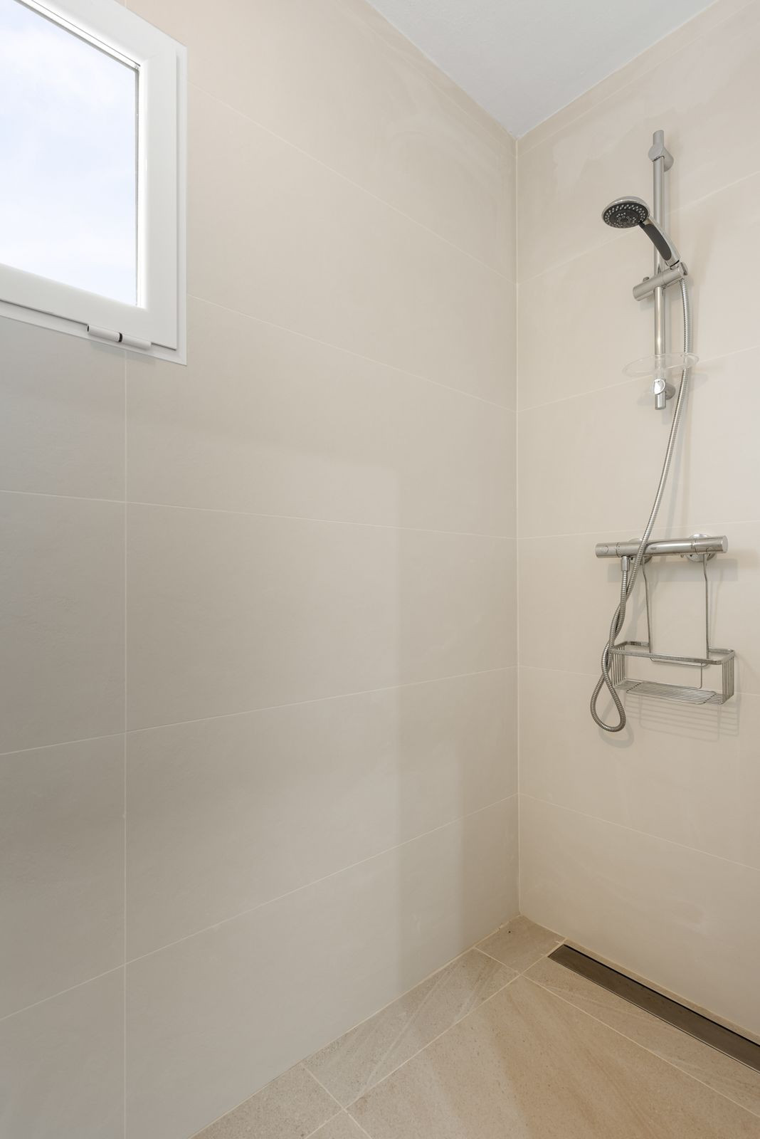 5 Bed Townhouse for sale in Las Chapas Costa Del Sol, Málaga, Spain