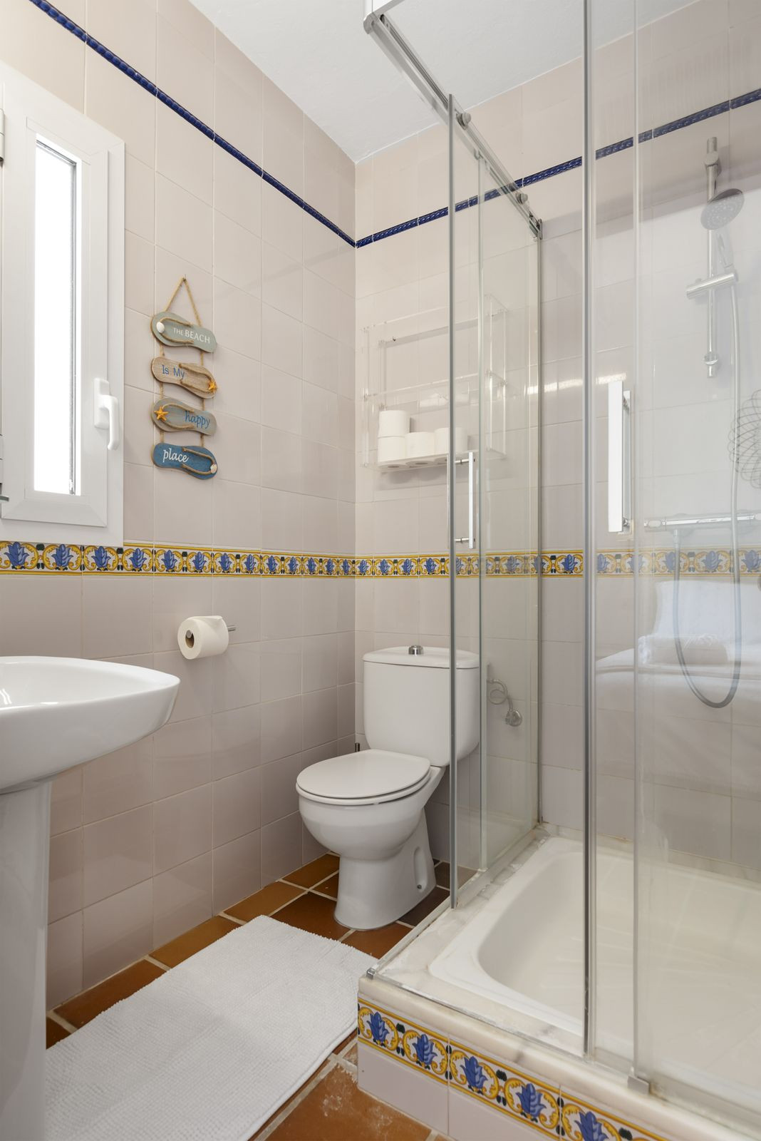 5 Bed Townhouse for sale in Las Chapas Costa Del Sol, Málaga, Spain